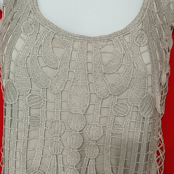💥5 for $20💥Vintage look gray and silvver top - Picture 2 of 3